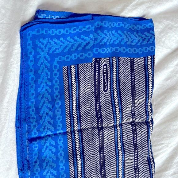 Cotton and viscose supersoft large scarf. - Picture 1 of 3